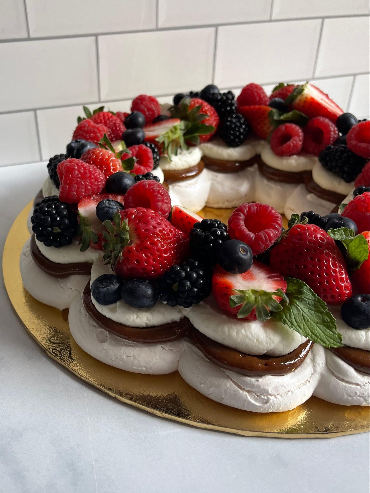 Pavlova de Corona de Navidad
