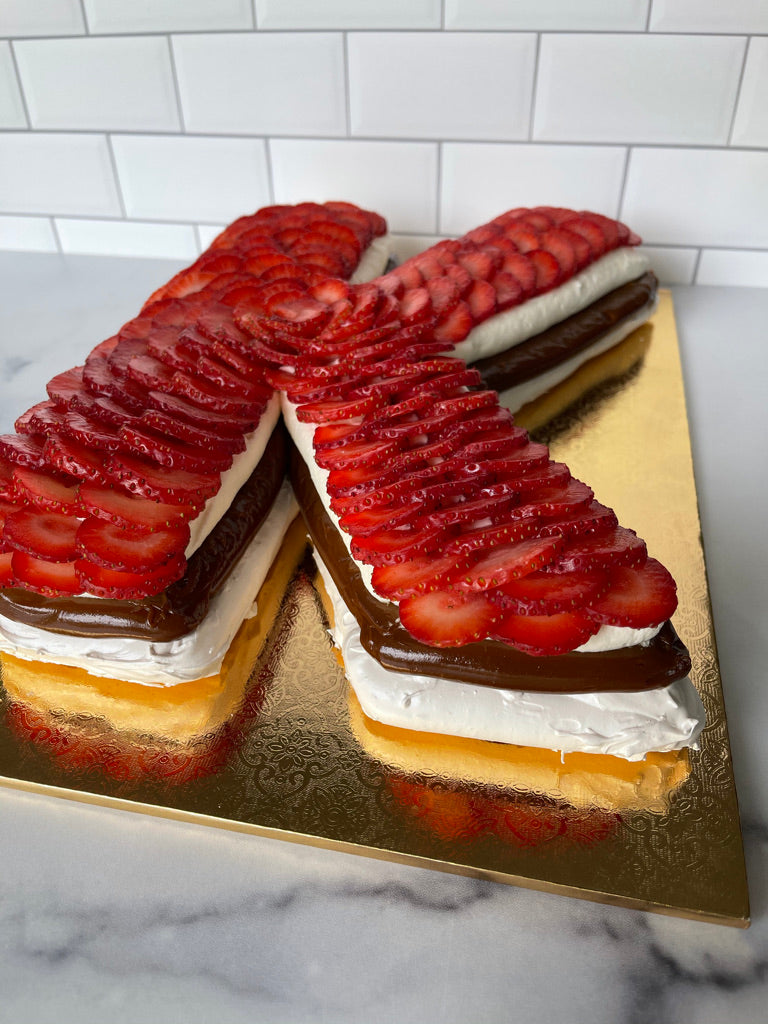 Pavlova de Número o Letra - Fresas